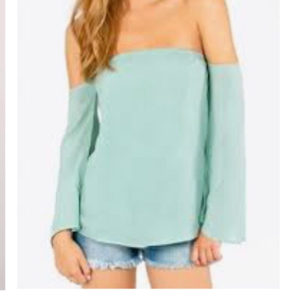 Tobi Edie off the shoulder top in mint - Picture 1 of 3